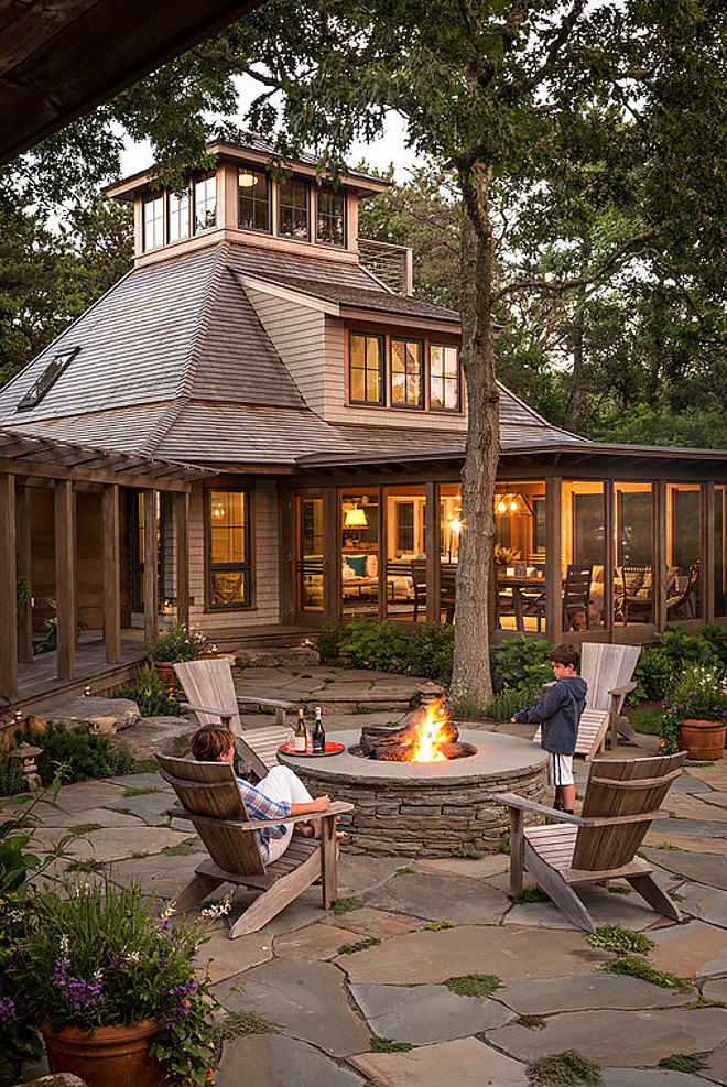 stone_patio_ideas_with_fire_pit