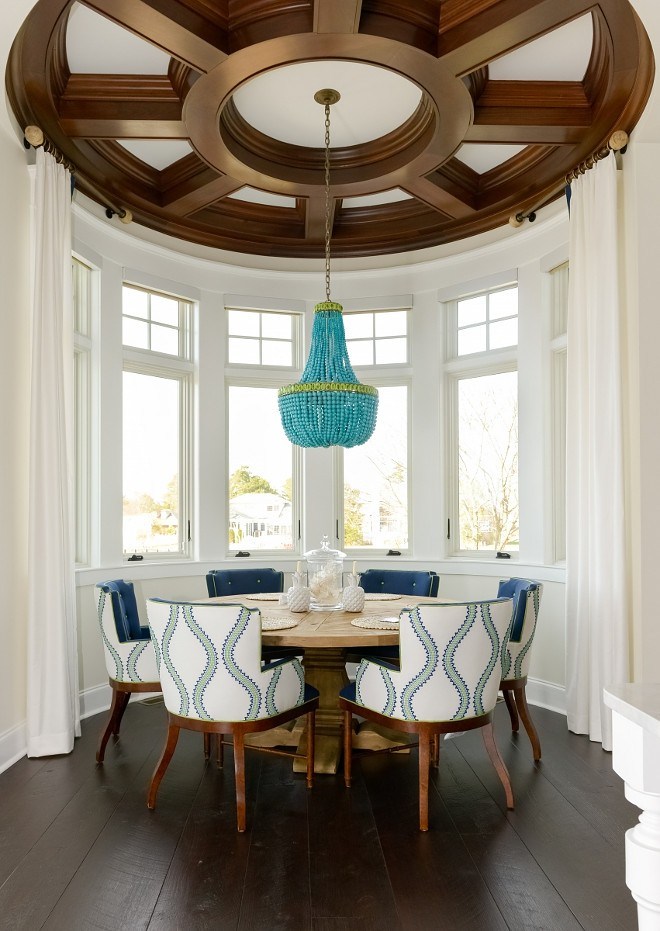 coffered_ceiling_in_dining_room