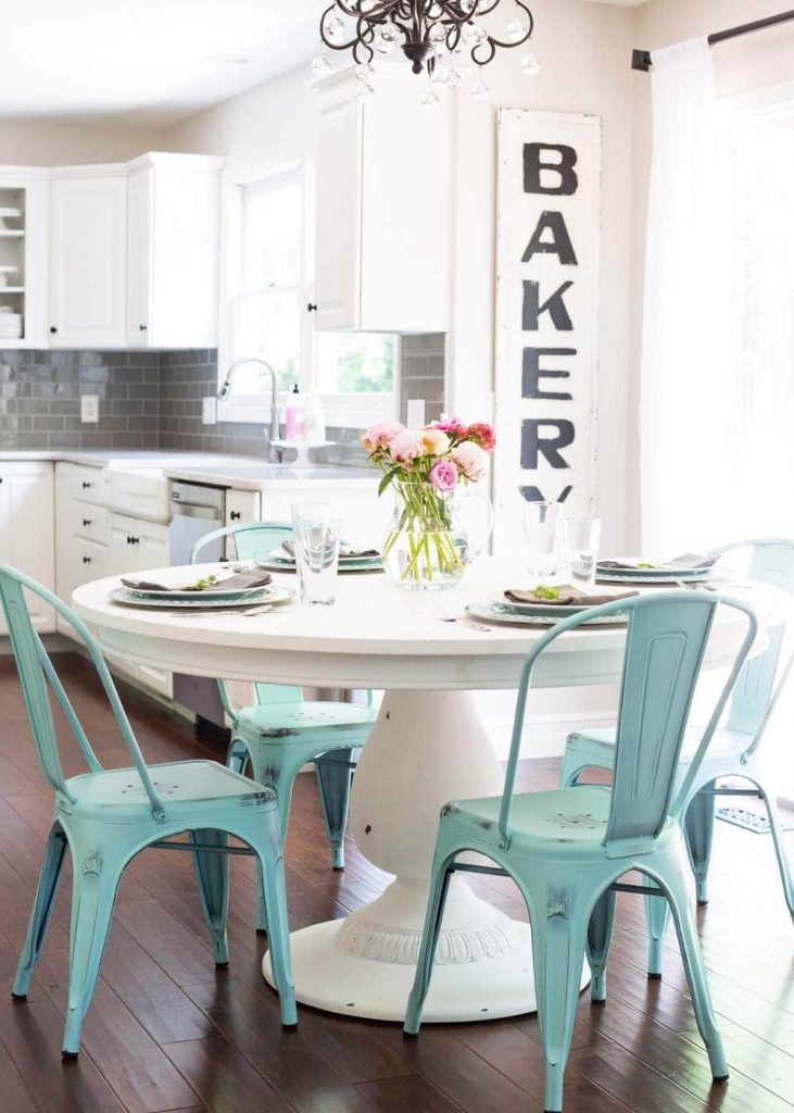 breakfast nook ideas for small space