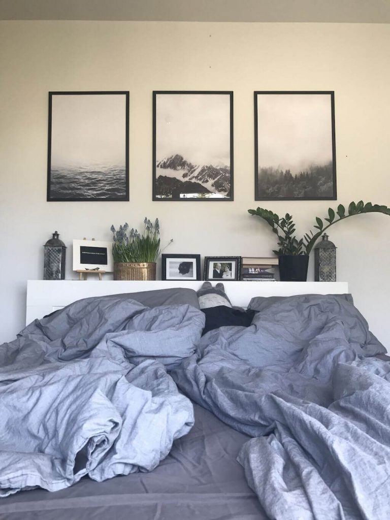 above bed decor ideas