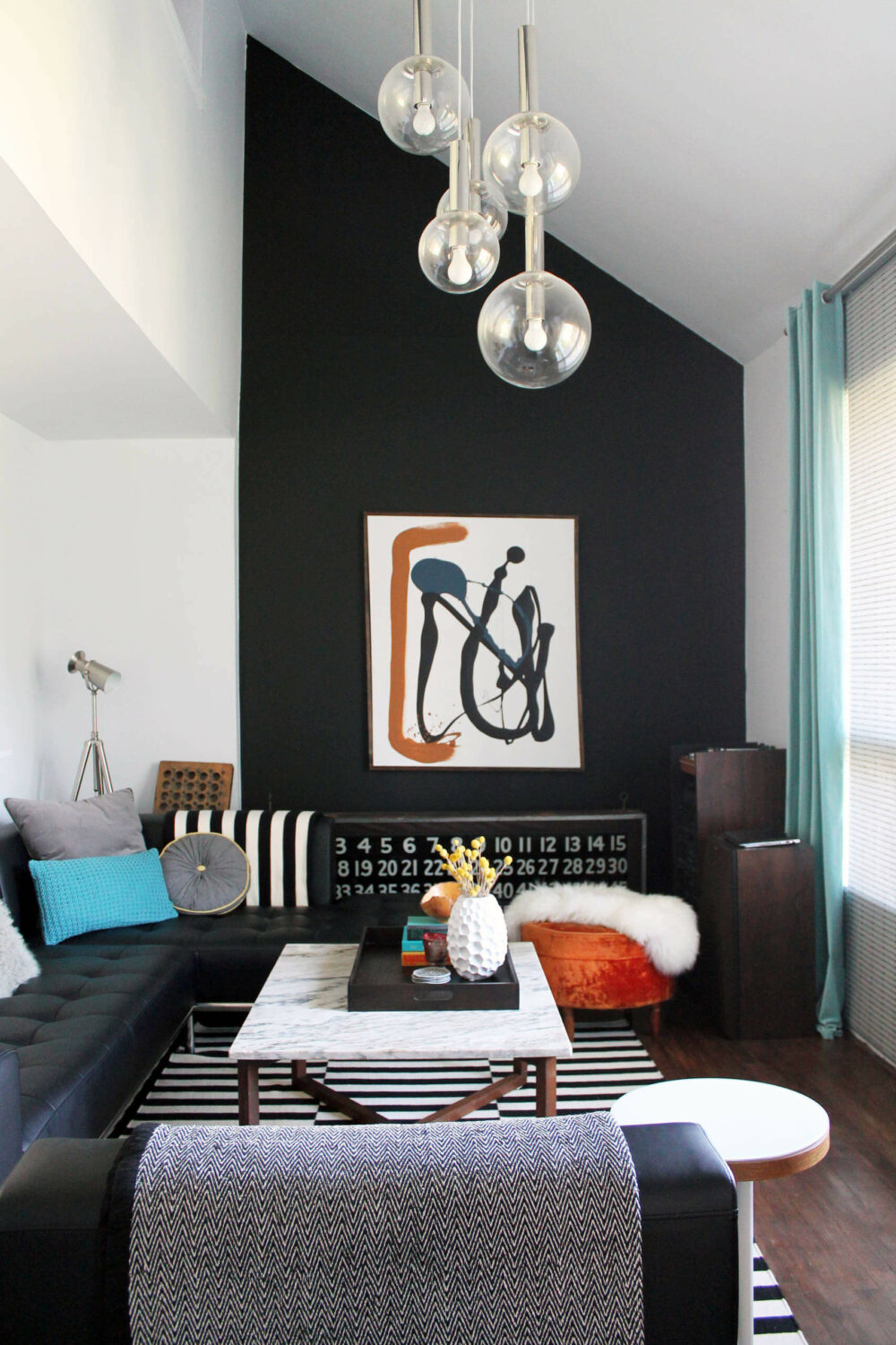 black living room decor ideas
