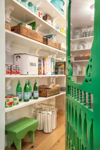 pantry_storage_ideas_on_a_budget